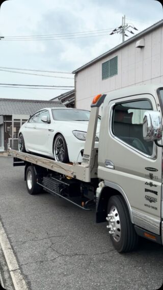 AUTO GARAGE SWAP – We love LUX!